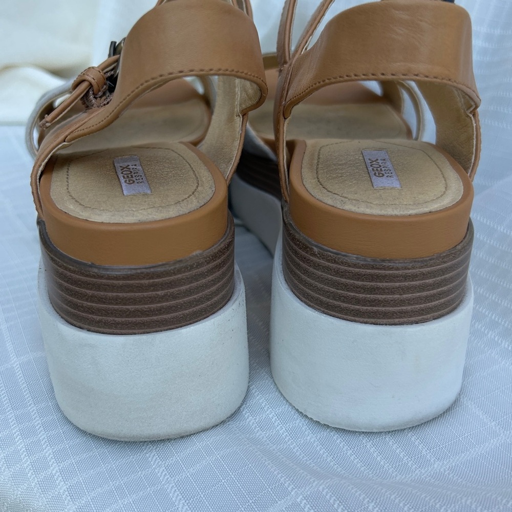 Geox Stylish Tan and White Women's Sandals sz8 - Picture 6 of 13